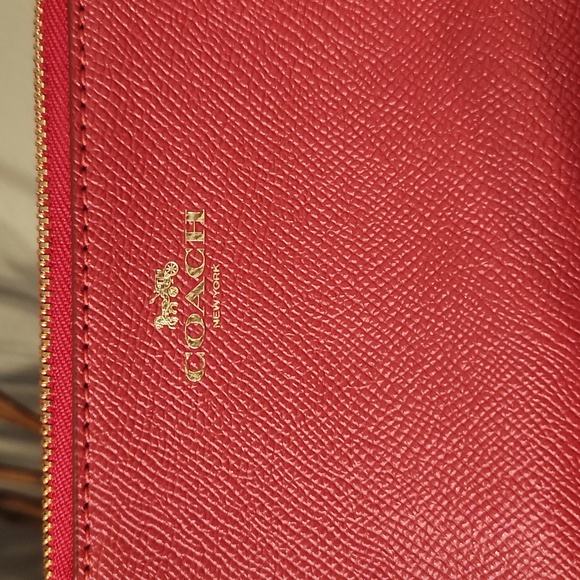 Coach Cosmetic 💄 Case, Red Leather - Picture 3 of 12